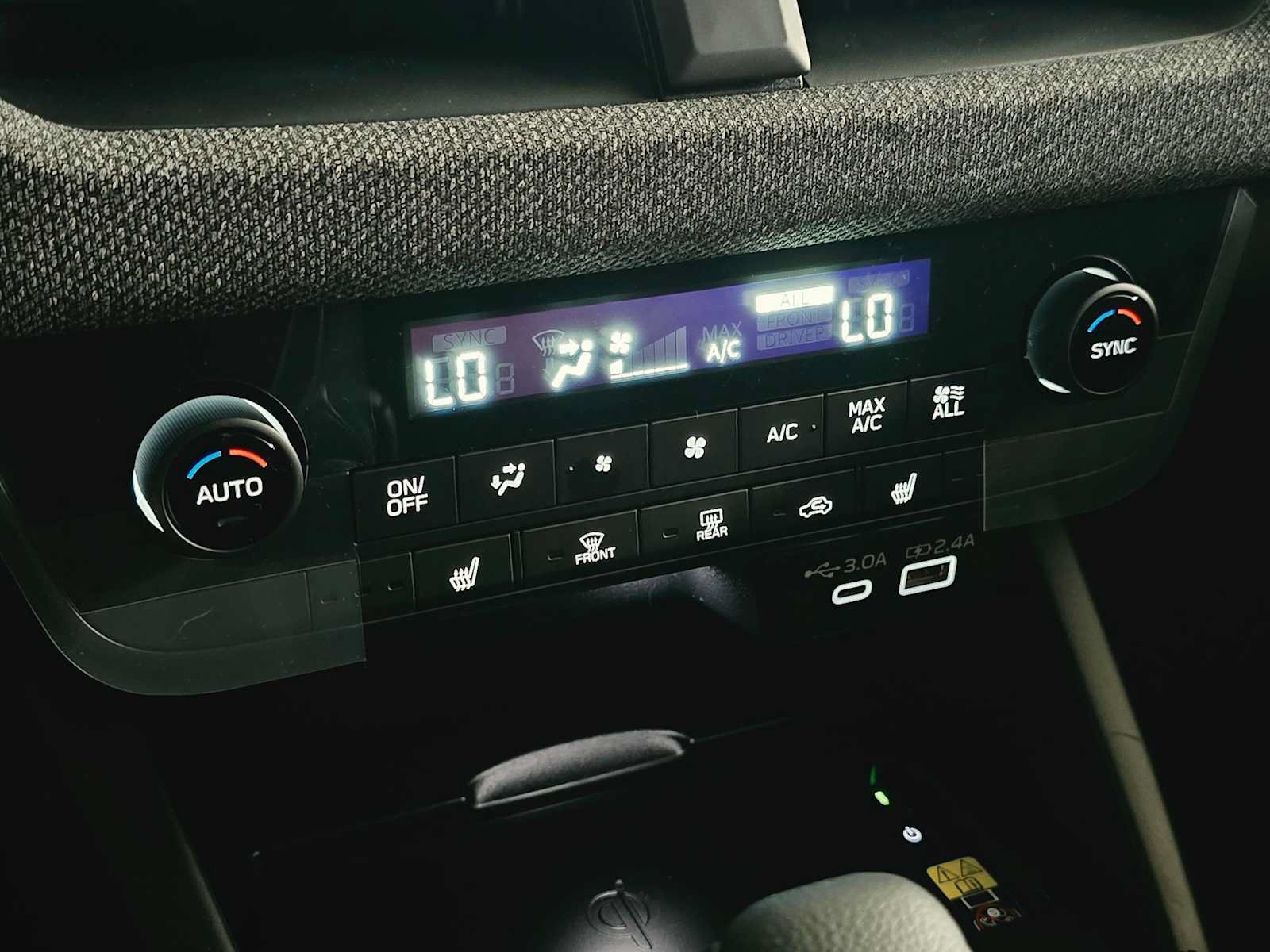 New 2026 Subaru Outback Limited AWD/4WD image 30