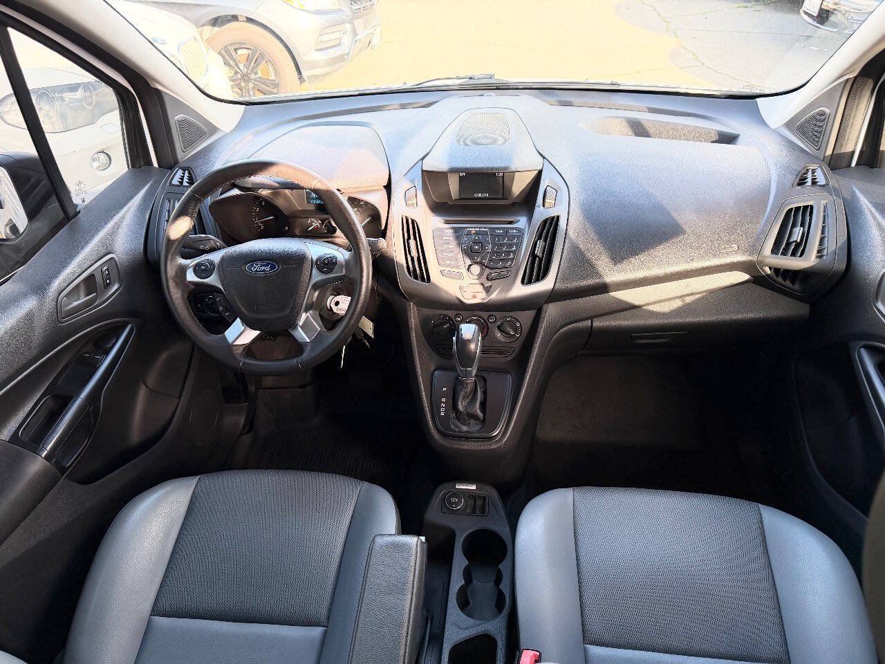 Used 2016 Ford Transit Connect XL FWD image 13