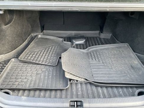 Used 2025 Toyota Camry SE w/ Convenience Package image 26