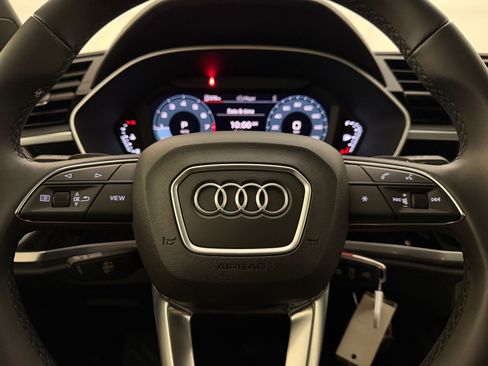 Used 2022 Audi Q3 2.0T Premium AWD/4WD image 11