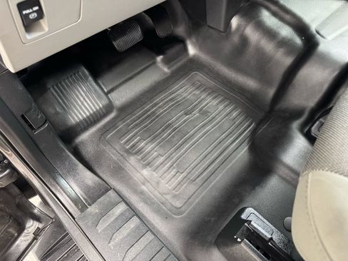 Used 2018 Ford F150 XL w/ Equipment Group 101A Mid AWD/4WD image 19