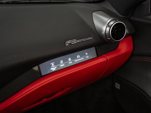 Used 2022 Ferrari F8 Tributo RWD image 47