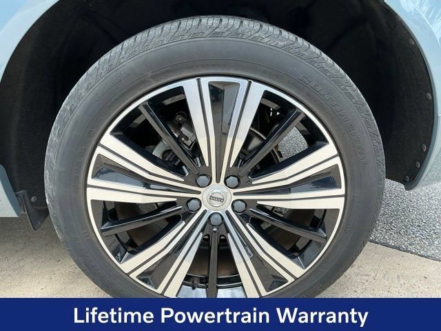 Certified 2023 Volvo XC60 B5 Plus w/ Protection Package Premier FWD image 9