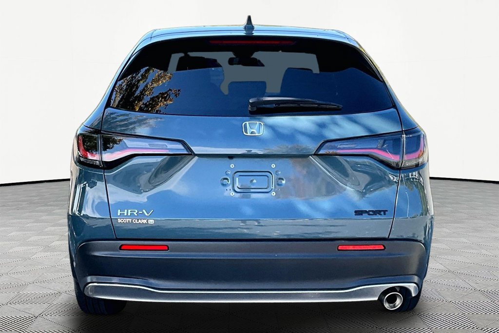 Used 2025 Honda HR-V Sport image 6
