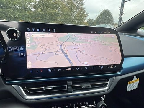 New 2026 Chevrolet Equinox EV LT image 22