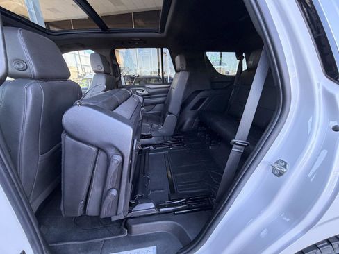 Used 2022 Chevrolet Tahoe LT w/ Luxury Package image 37