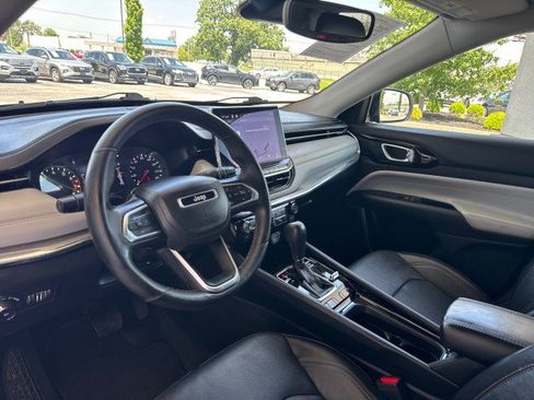 Used 2022 Jeep Compass Limited AWD/4WD image 10