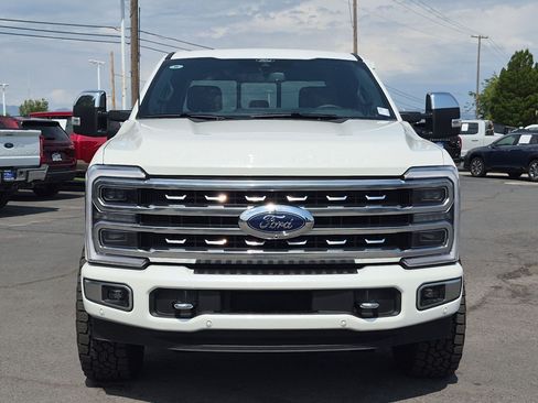 Used 2024 Ford F350 Platinum w/ FX4 Off-Road Package AWD/4WD image 12