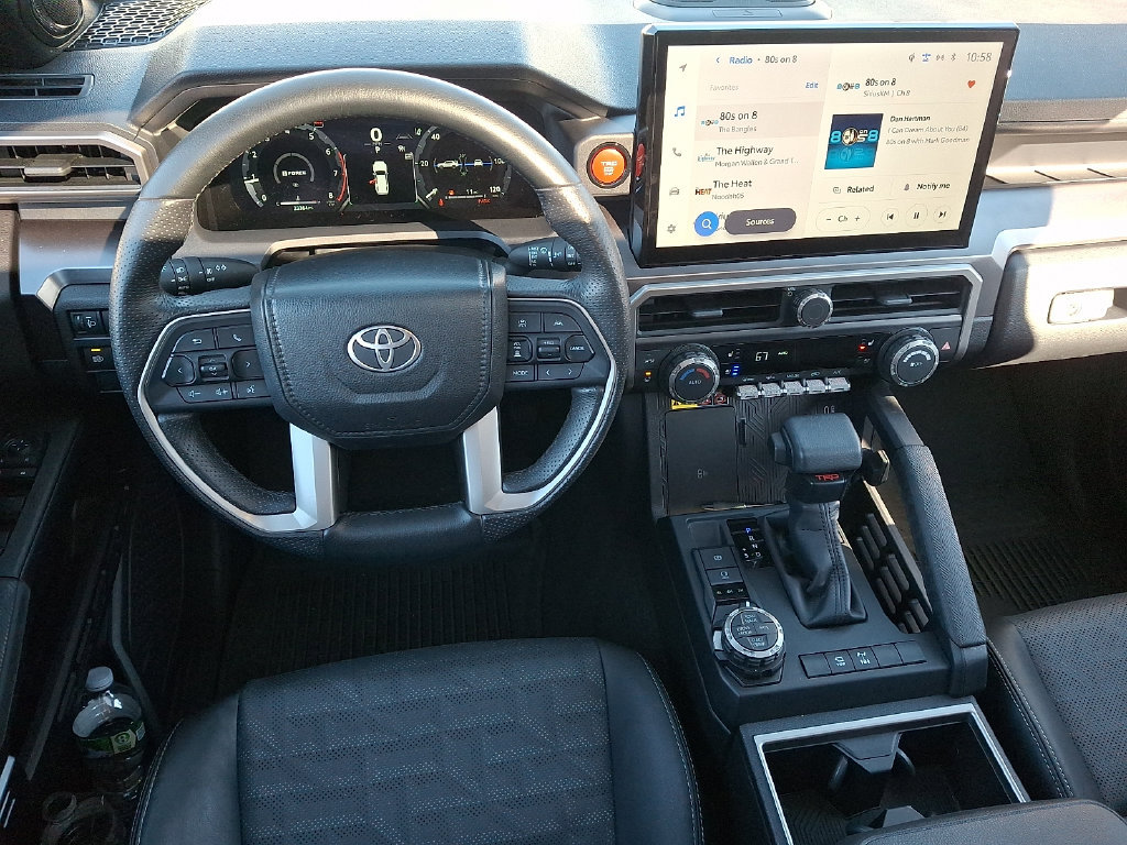 Used 2025 Toyota 4Runner TRD Off-Road Premium AWD/4WD image 11