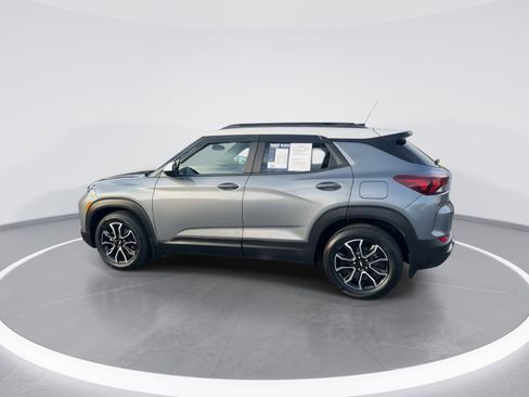 Used 2022 Chevrolet TrailBlazer ACTIV w/ Sun and Liftgate Package image 6