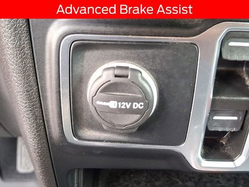 Used 2024 Jeep Wrangler Sport S image 23