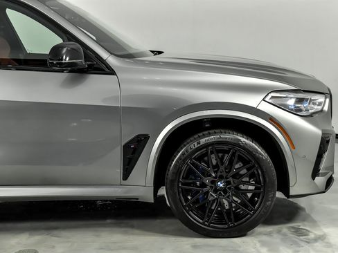 Used 2021 BMW X5 M w/ Competition Package image 15
