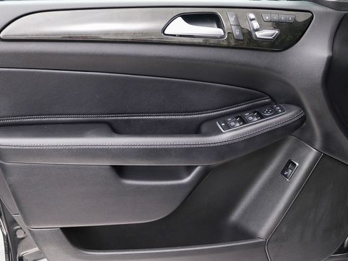 Used 2018 Mercedes-Benz GLE 350 image 24
