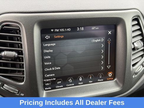Used 2021 Jeep Compass Trailhawk AWD/4WD image 21