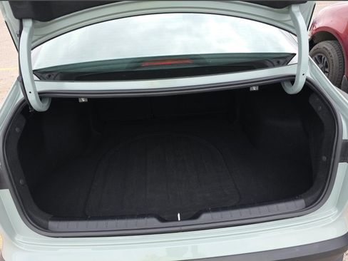 Used 2017 Kia Sorento EX image 15