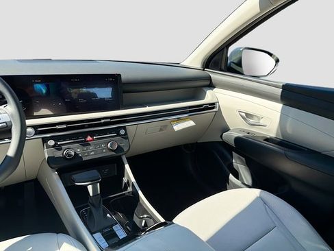 New 2026 Hyundai Tucson SE image 22