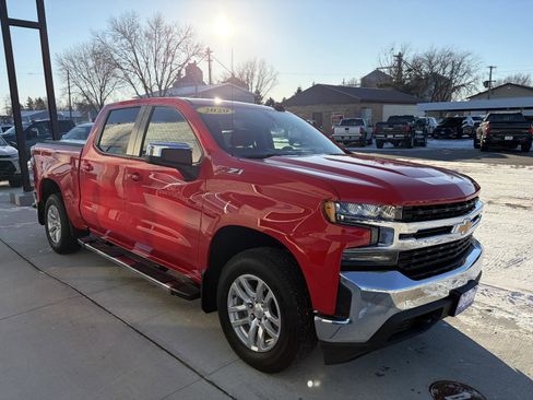 Used 2020 Chevrolet Silverado 1500 LT w/ All-Star Edition image 6