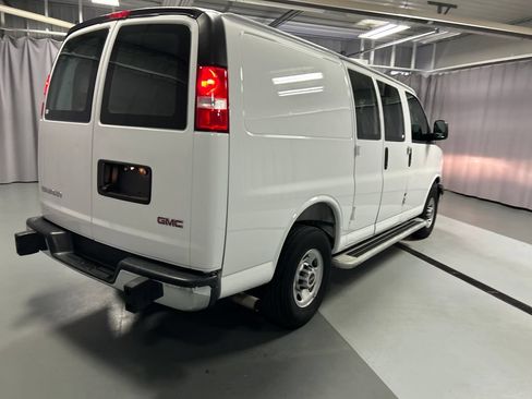 Used 2025 GMC Savana 2500 w/ Driver Convenience Package RWD image 7