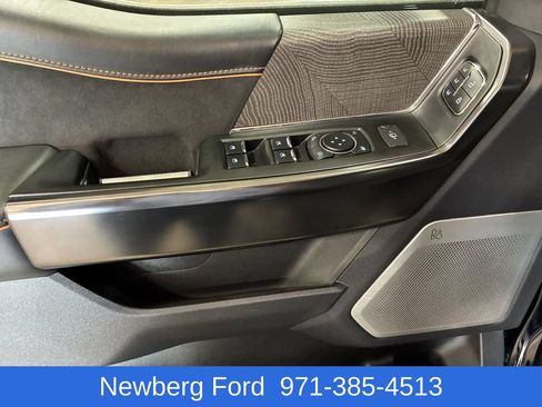 Used 2023 Ford F350 Platinum AWD/4WD image 17