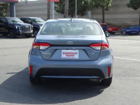 Certified 2022 Toyota Corolla LE w/ LE Convenience Package image 14