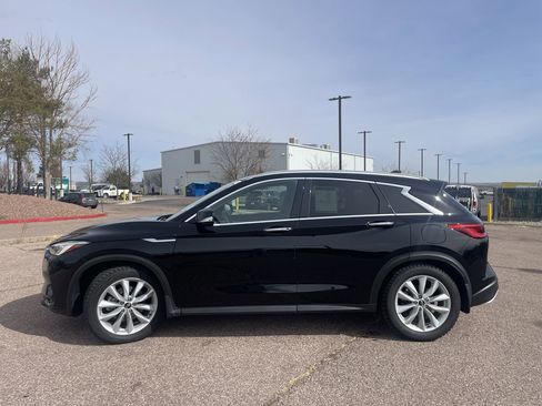 Used 2019 INFINITI QX50 Essential w/ Premium Heat Package image 4