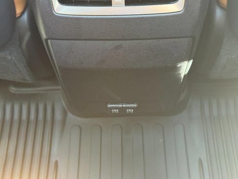 Used 2022 Lexus RX 450h AWD w/ Luxury Package image 14