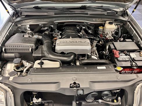 Used 2006 Toyota 4Runner SR5 AWD/4WD image 23