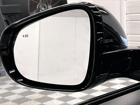 Used 2025 Chevrolet TrailBlazer RS w/ Convenience Package image 34