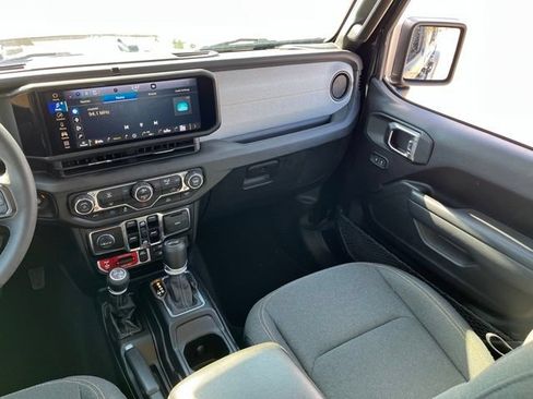 Used 2025 Jeep Wrangler Unlimited Sport S 4xe AWD/4WD image 13