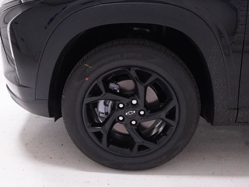 New 2026 Chevrolet Trax LT w/ Driver Confidence Package image 11