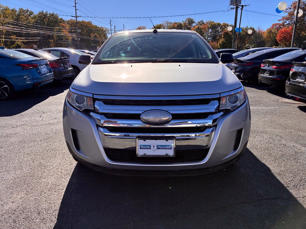 Used 2013 Ford Edge SE FWD image 2
