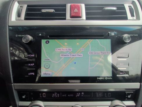 Used 2016 Subaru Outback 2.5i Premium image 19