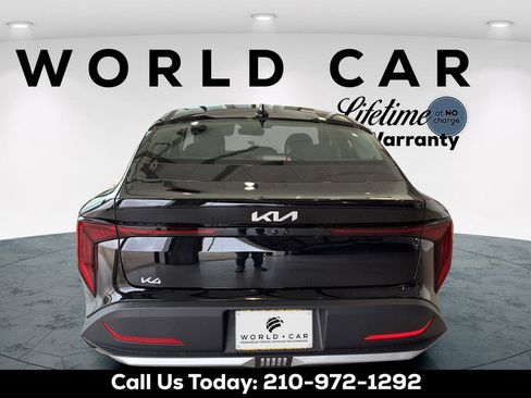 New 2026 Kia K4 FWD image 15