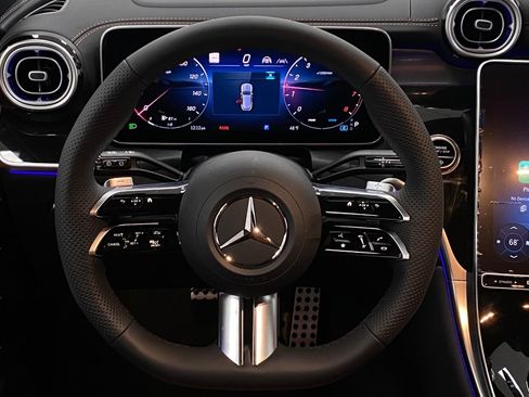 New 2026 Mercedes-Benz GLC 300 4MATIC image 14