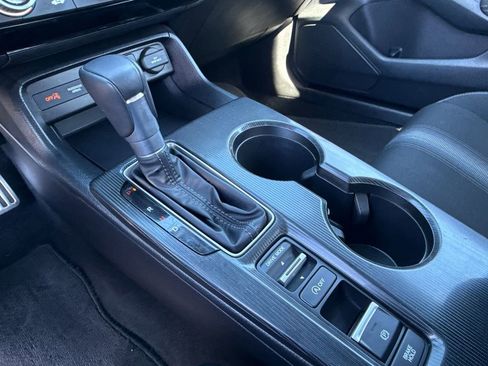 Used 2025 Honda Civic Sport image 30