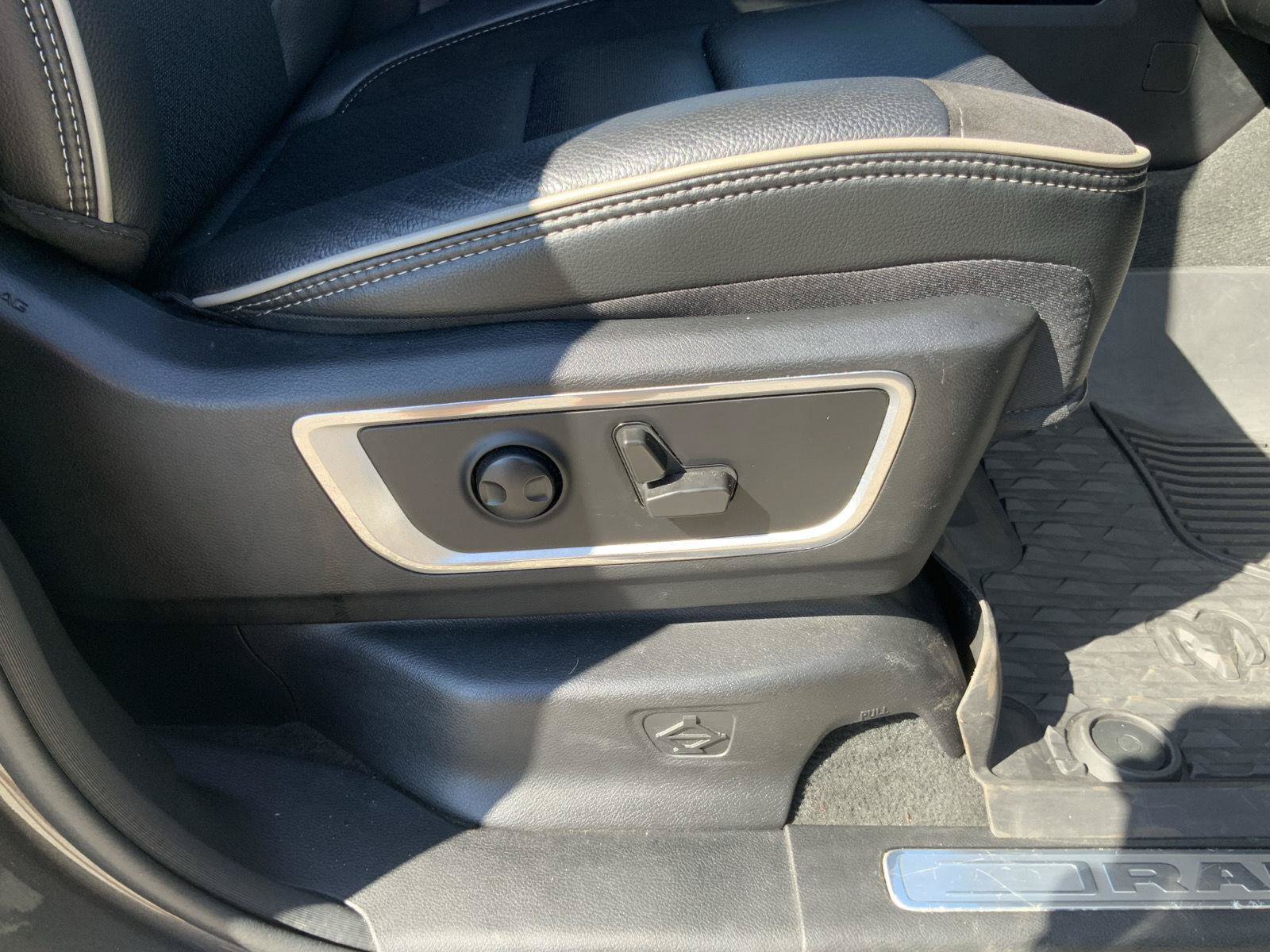 Used 2022 RAM 1500 Laramie AWD/4WD image 63