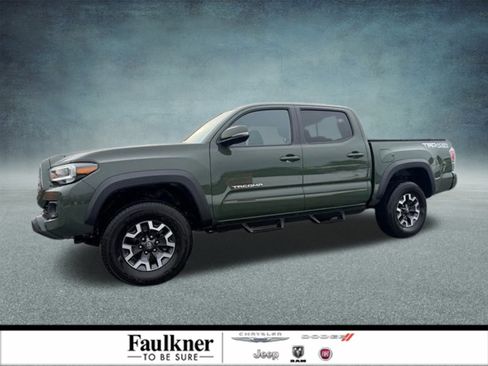 Used 2021 Toyota Tacoma TRD Off-Road image 1