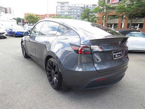 Used 2023 Tesla Model Y Performance AWD/4WD image 2