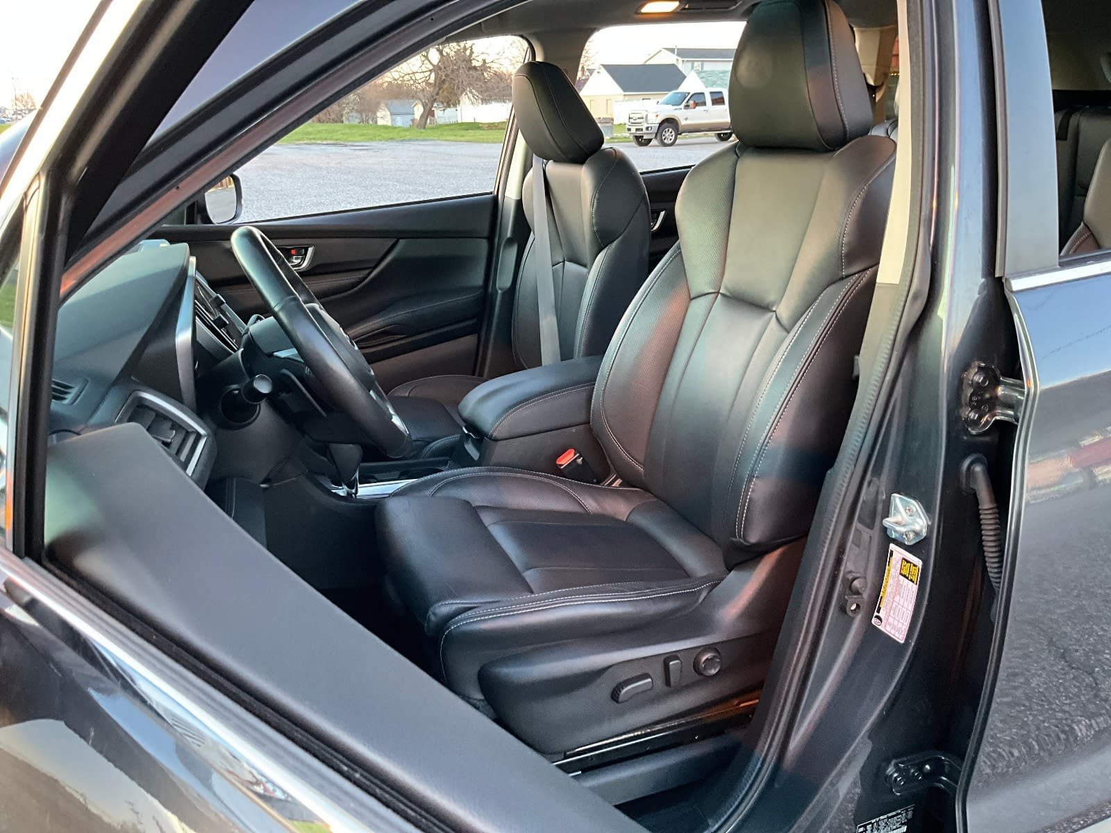 Used 2024 Subaru Ascent Limited w/ Technology Package AWD/4WD image 21