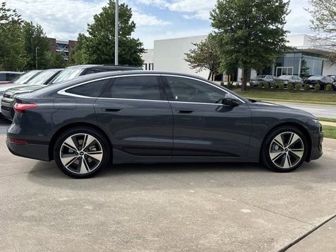 Used 2025 Audi A6 e-tron Premium Plus w/ Premium Plus RWD image 2