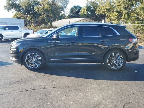 Used 2023 Lincoln Nautilus Reserve w/ Luxury Package image 7