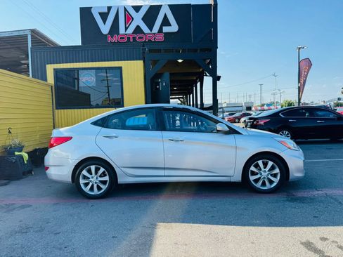 Used 2014 Hyundai Accent GLS w/ Option Group 2 FWD image 4