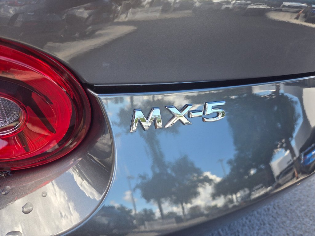 Certified 2025 MAZDA MX-5 Miata Grand Touring RWD image 12