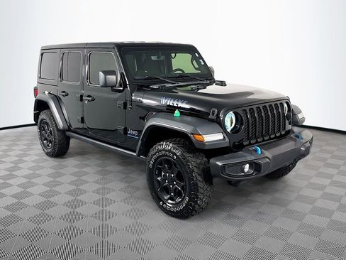 Used 2023 Jeep Wrangler Unlimited w/ 8.4" Radio Group AWD/4WD image 1