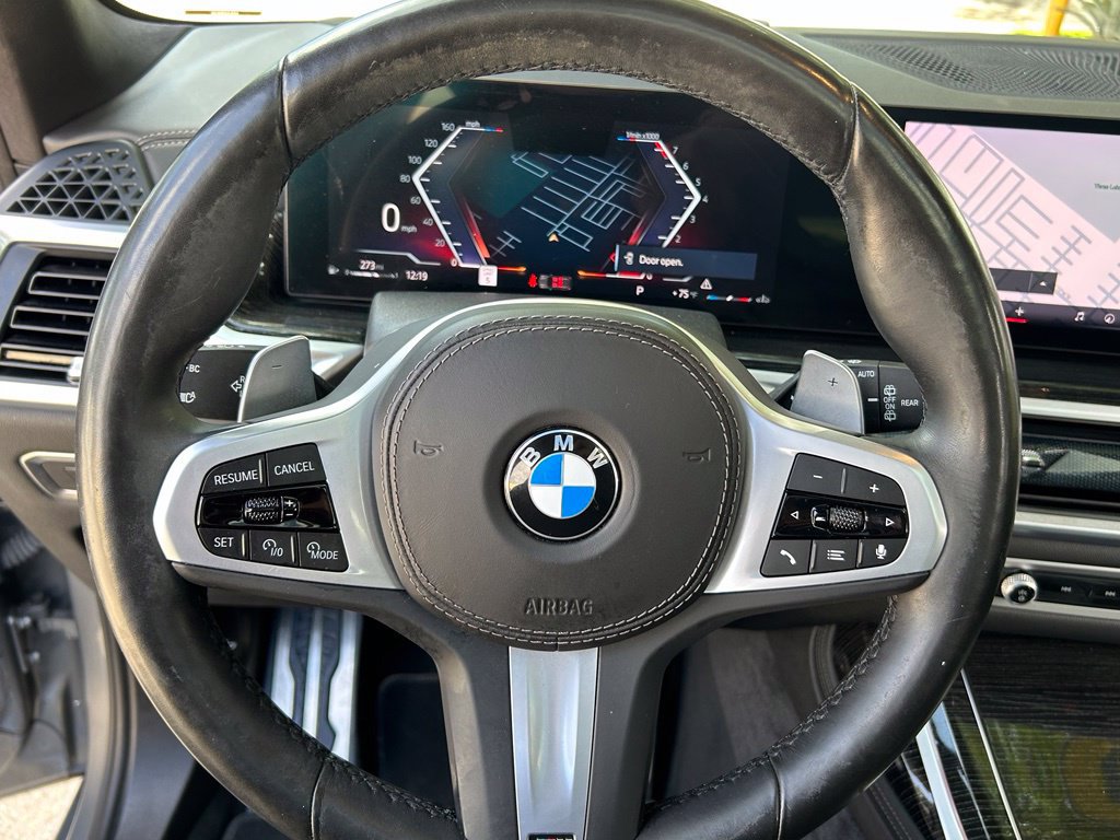 Used 2024 BMW X7 xDrive40i w/ M Sport Package AWD/4WD image 22