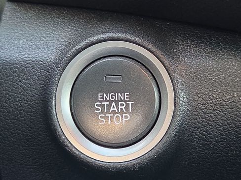 Used 2020 Hyundai Kona Limited FWD image 24