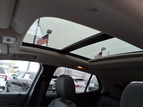 Used 2023 Buick Encore GX Essence w/ Experience Buick Package image 11