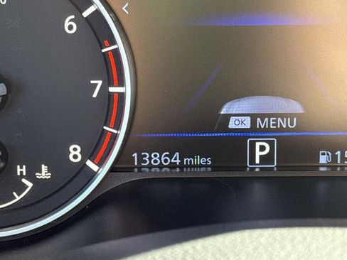 Used 2022 Nissan Altima 2.5 SV w/ SV Premium Package image 6