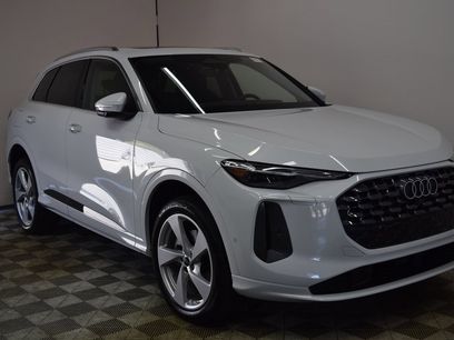 New 2025 Audi Q5 Premium Plus