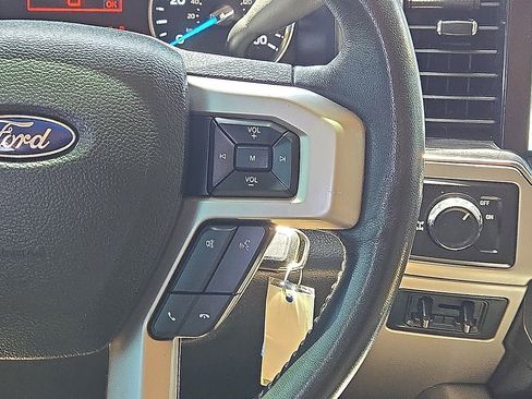 Used 2022 Ford F250 Lariat w/ Lariat Value Package RWD image 19